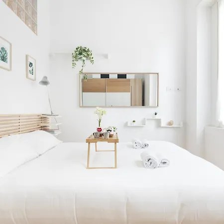 Easylife - Luminoso Bilocale In Life Апартаменты Милан